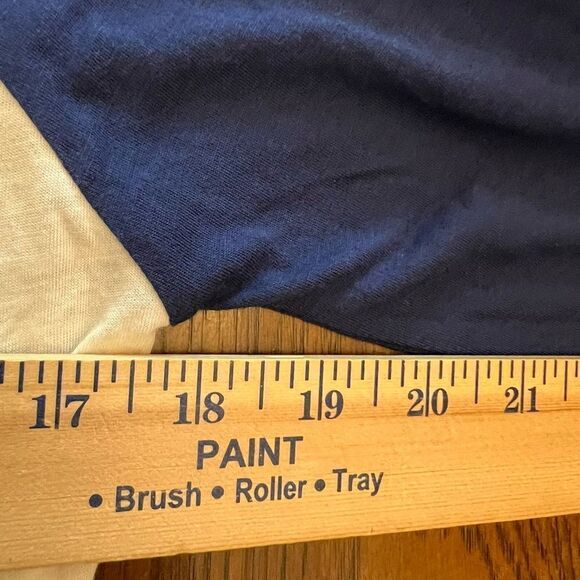 NWT Mitchell & Ness MLS The New York Red Bulls size Medium Raglan Shirt. medium - Picture 9 of 9